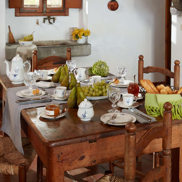 Old Luxembourg Oval platter 36cm