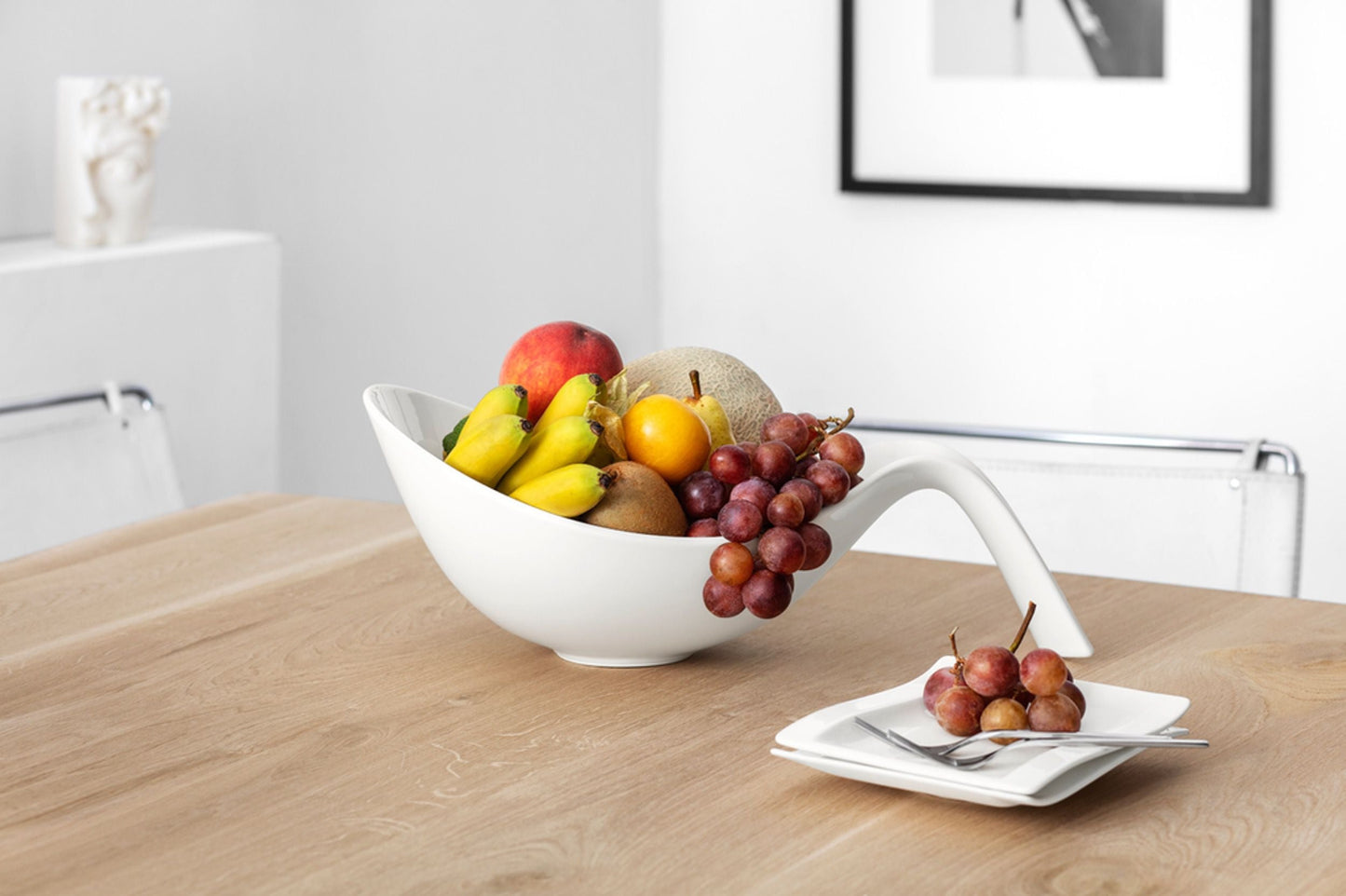 Flow Salad Bowl with Handle 1.80L