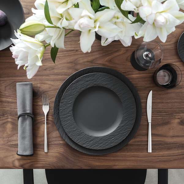 Manufacture Rock Black Flat Plate 27cm