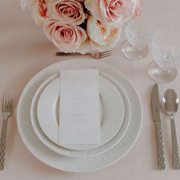 Manufacture Rock Blanc Universal Plate Coupe