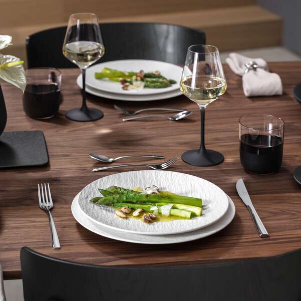 Manufacture Rock Blanc Universal Plate Coupe