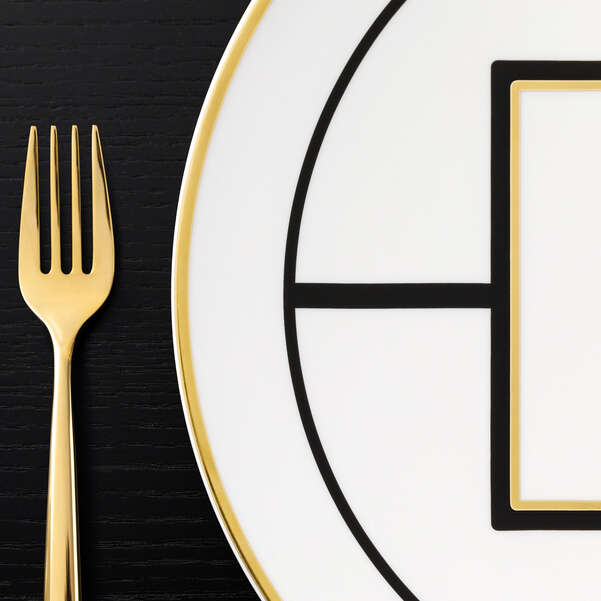 MetroChic Cake Plate